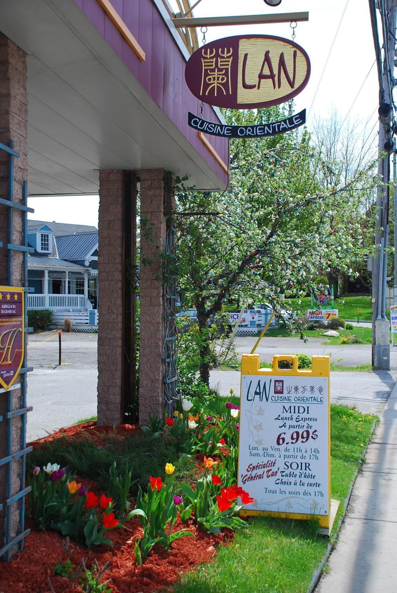 Auberge Du Grand Lac Magog Buitenkant foto