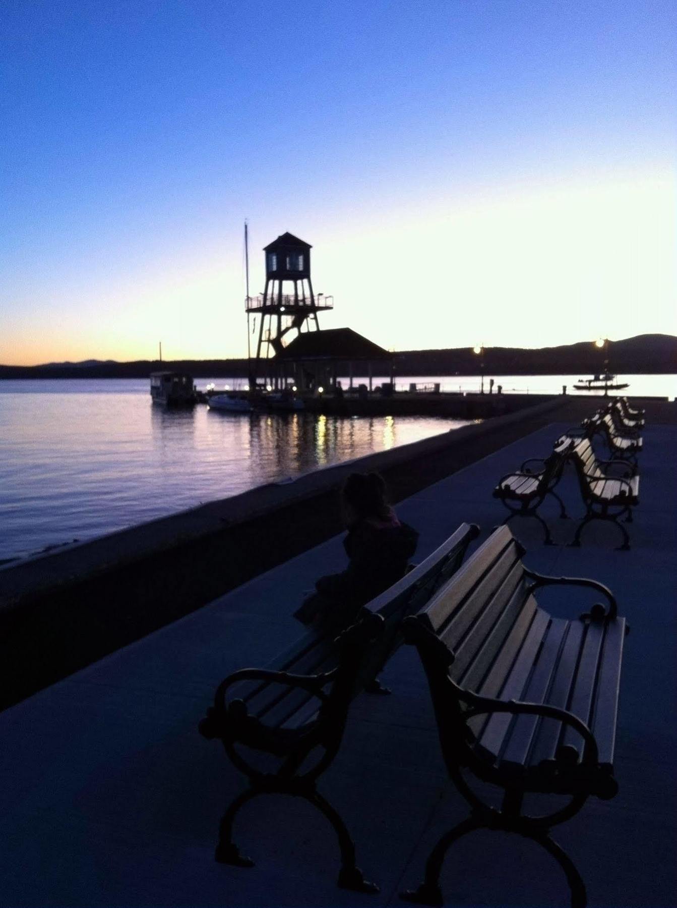 Auberge Du Grand Lac Magog Buitenkant foto